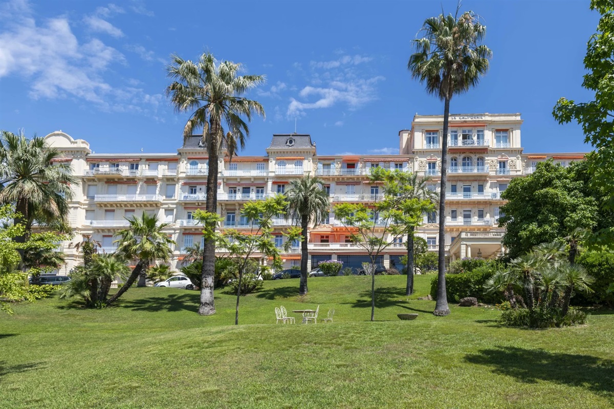 Residence View