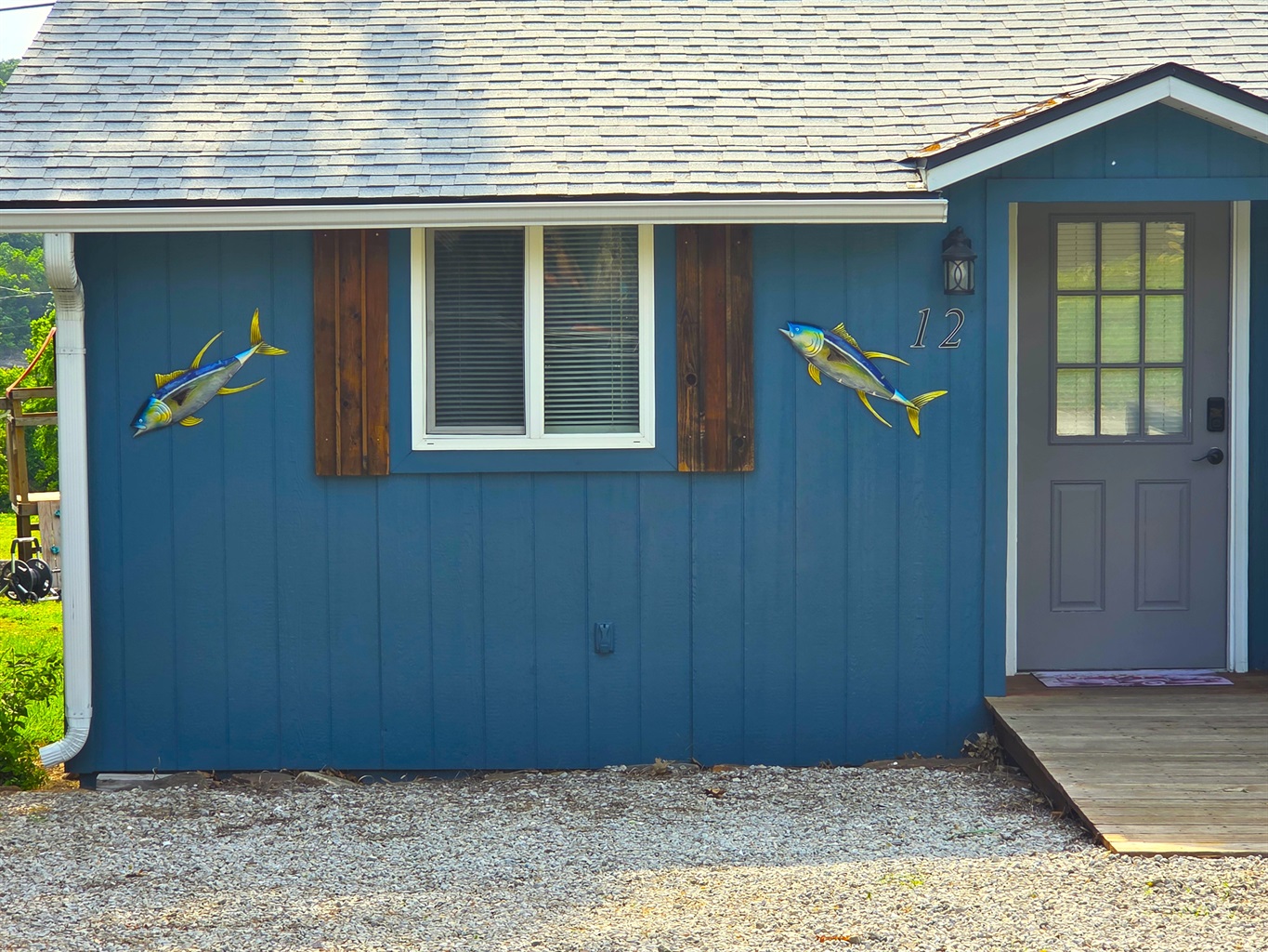 Welcome to Cabin 12! The fish are awaiting your visit!