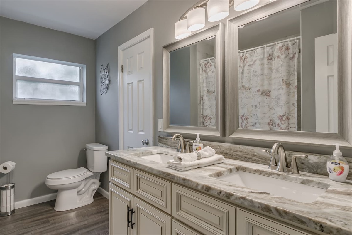 Brand New Bathrooms (Hall Bath #2 with Double Vanities and Deep Tub/Shower Combo)