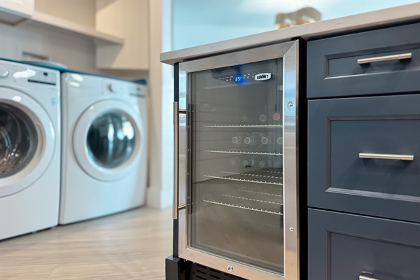 Drink and Wine Cooler - Dual Control Temp