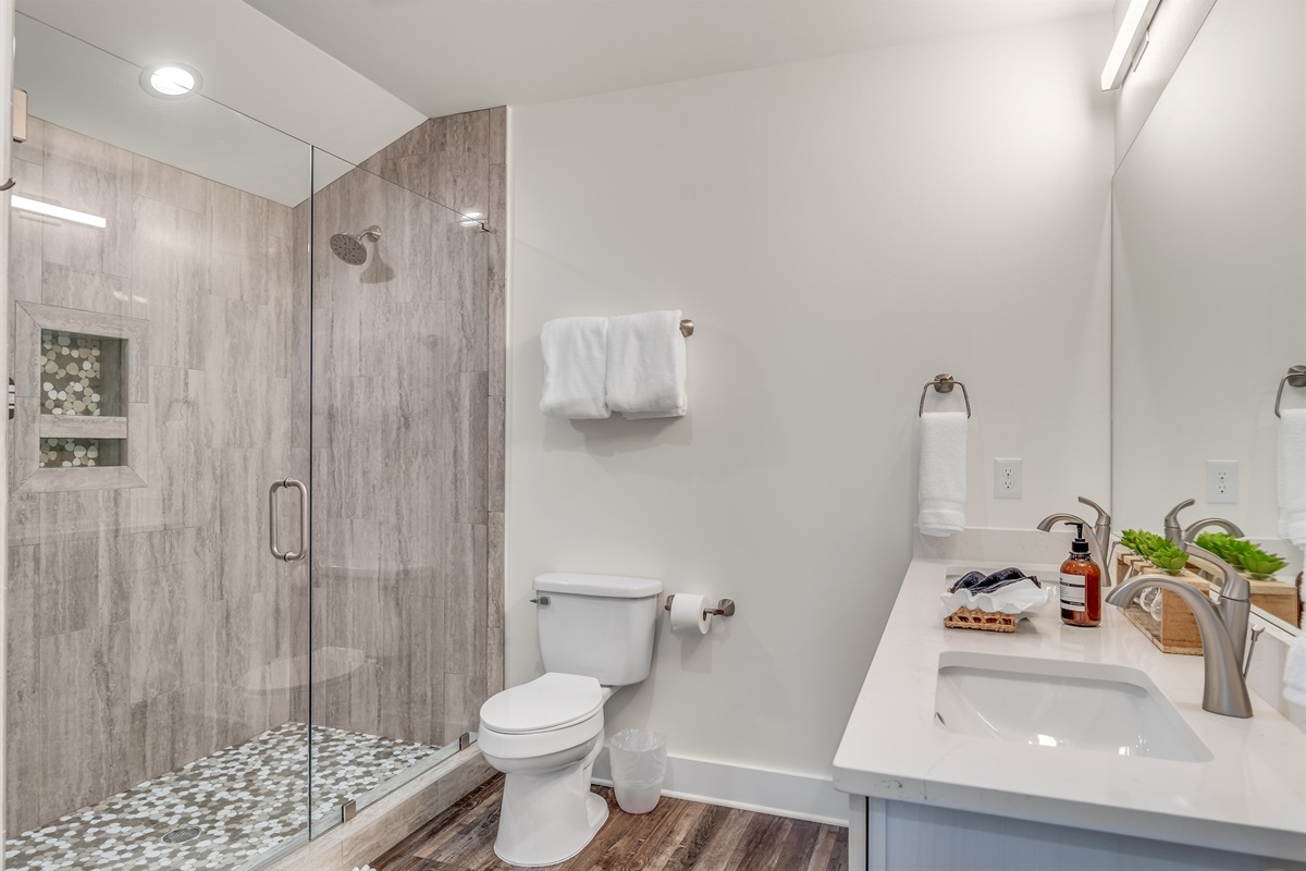 King Suite #8: Private Bath (third floor)