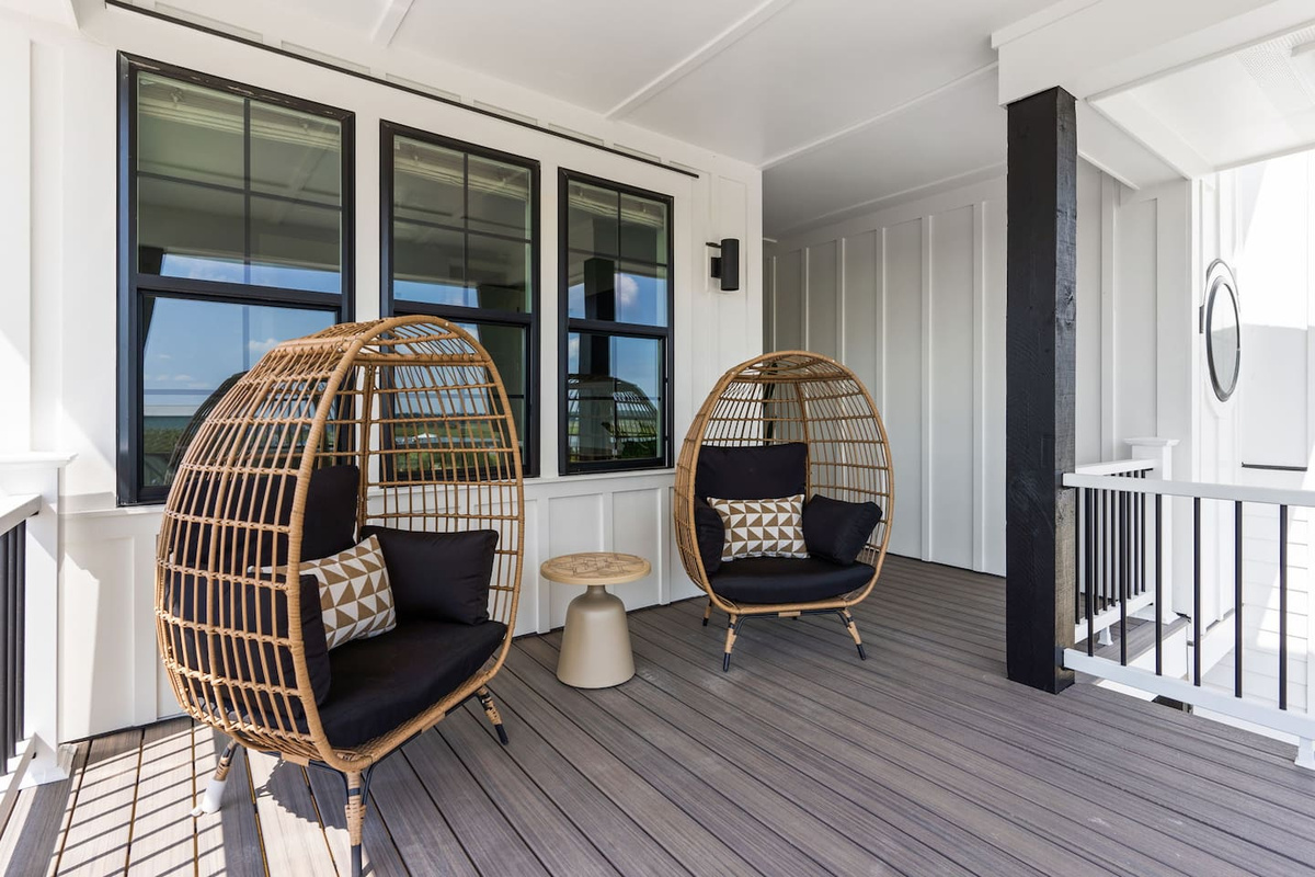 When you need a break from the fun, this is your spot. Grab a book, sip your coffee, or simply relax in the egg chairs while enjoying the calm beauty of the sound.