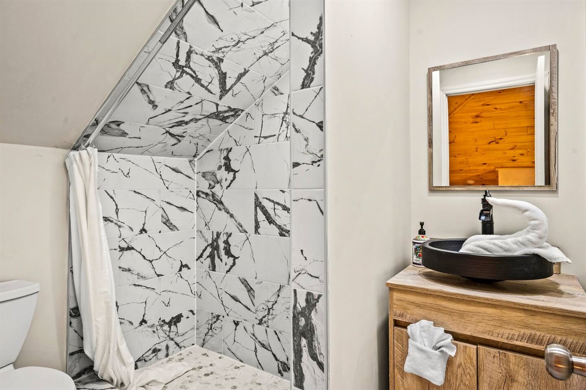 Bathroom (Ensuite)#3 on top floor
