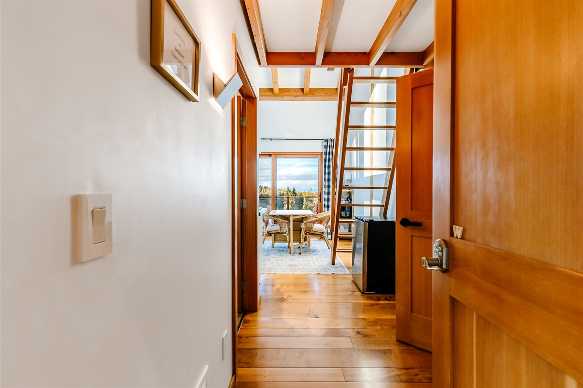 entrance to studio bird