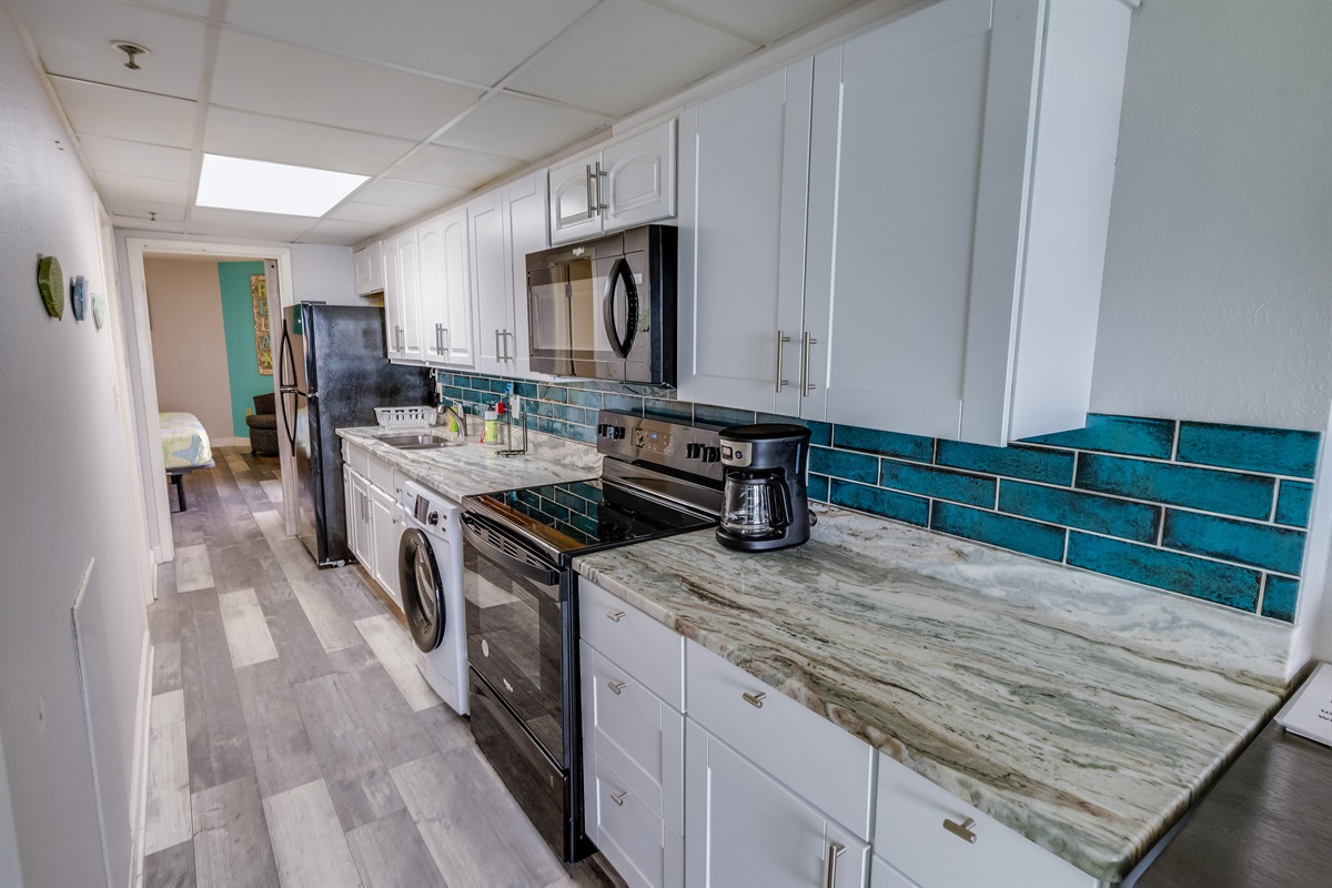 Kitchen Area/Dyer Available