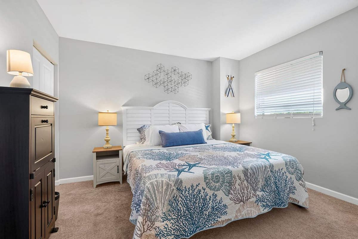 Second king bedroom—perfect for couples, friends, or family stays