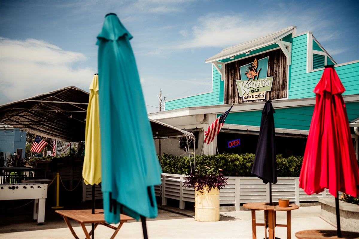 Nearby Port St. Joe has lots of fantastic and fun restaurants