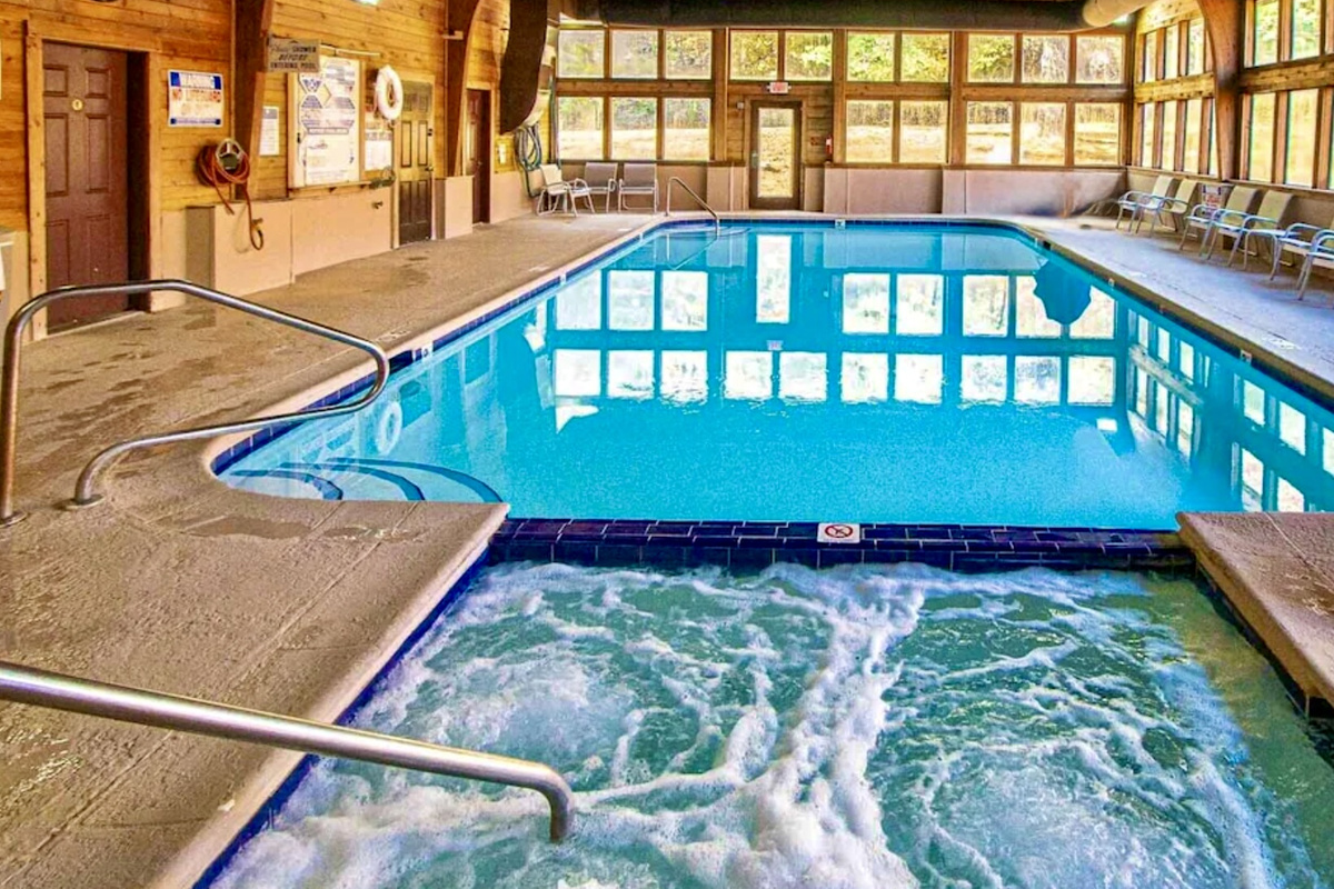 Indoor Swimming Pool & Spa