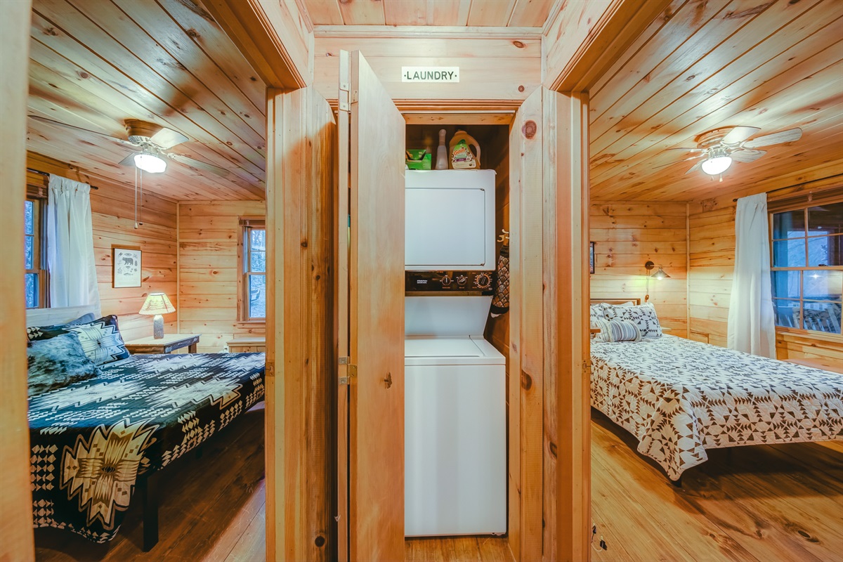 Washer/dryer laundry unit