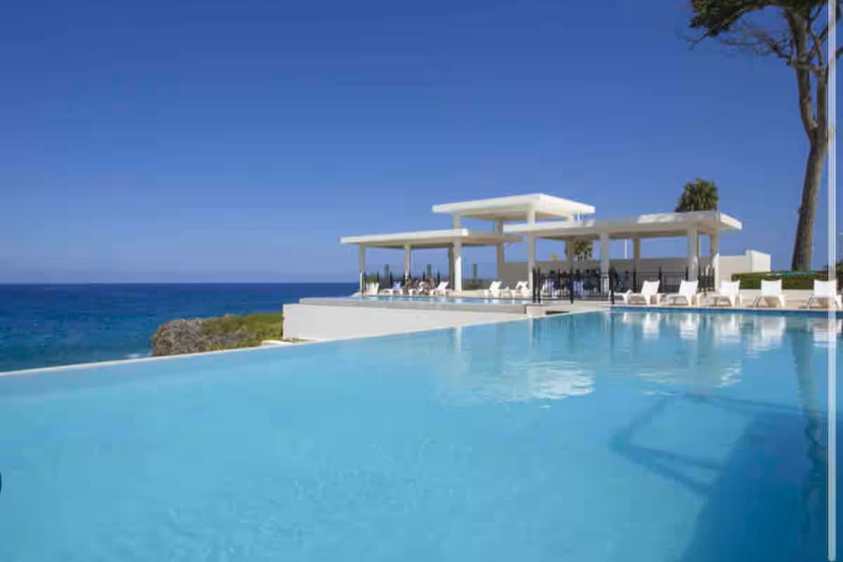 Marias Restaurant located in the main SOV area.  Pools are at an additional cost that is consumable. 