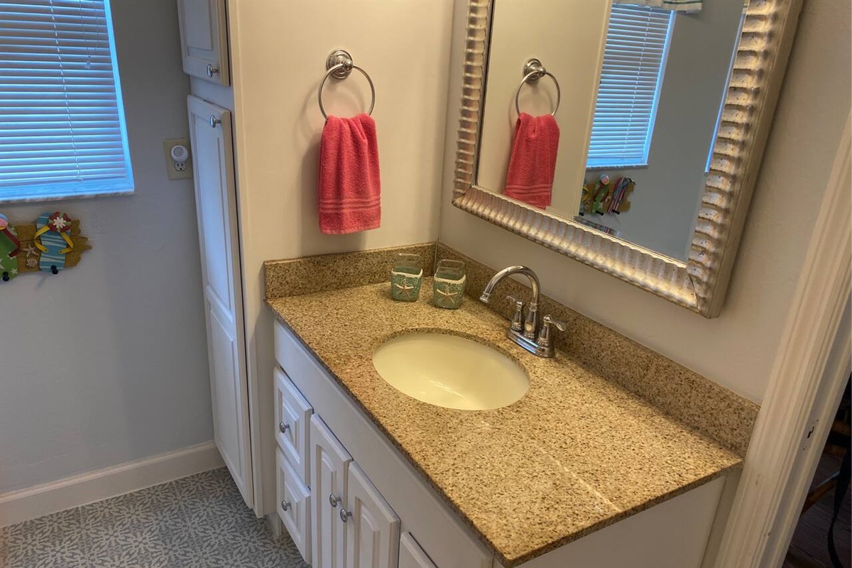 Villa Marion- Master bathroom