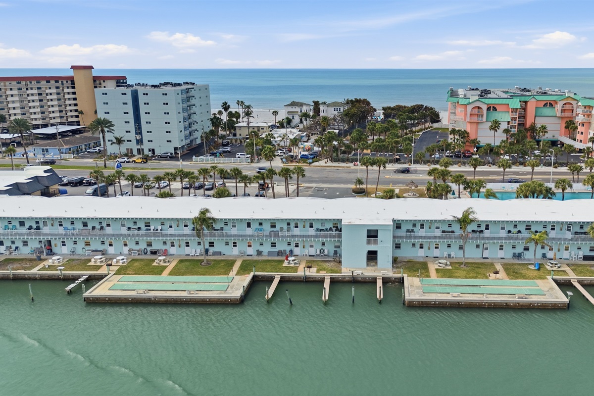 1 Bedroom at Belleview Gulf.  Walk across the street to Indian Shore Beach!