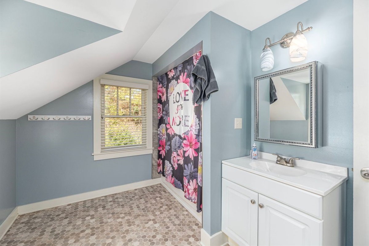 Upstairs bathroom