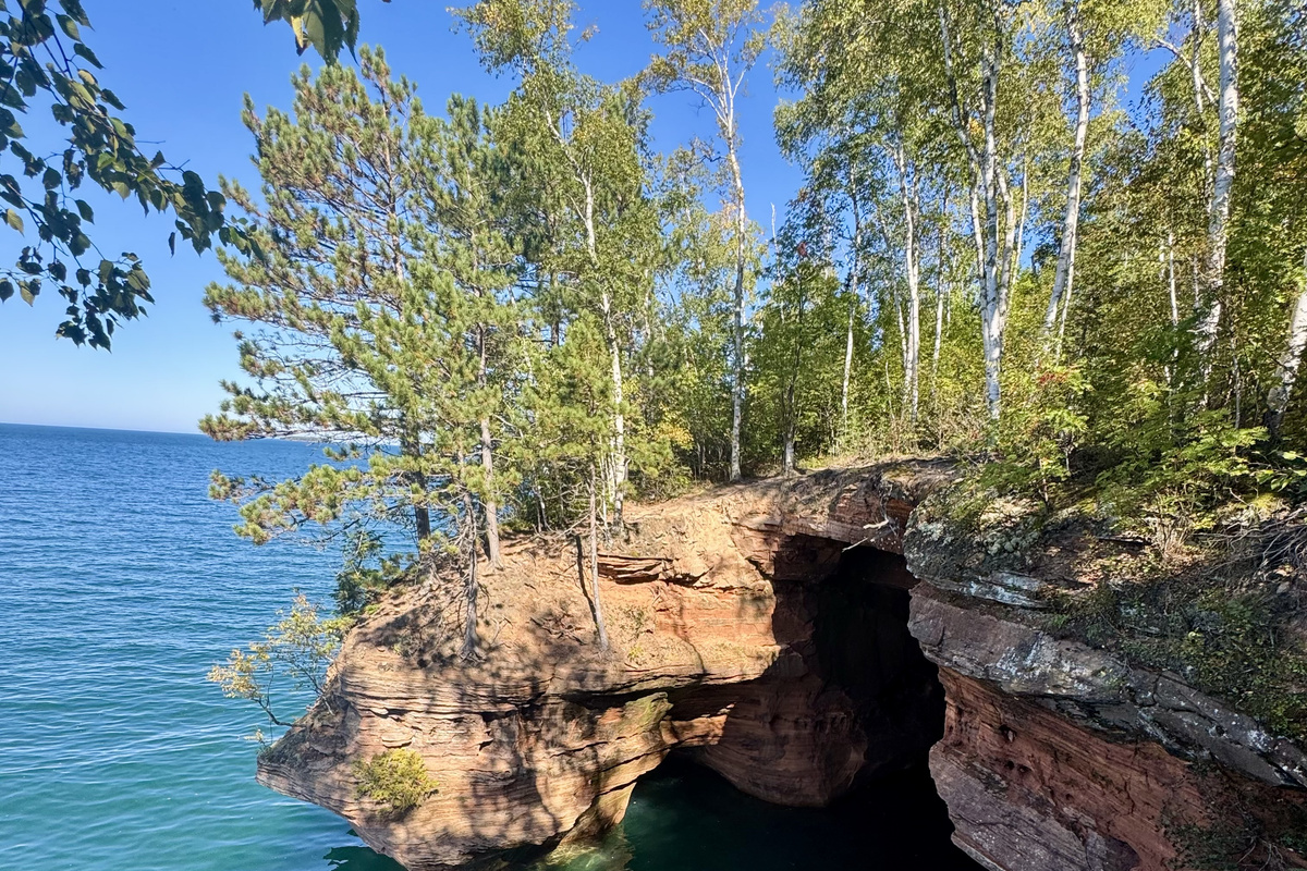 Meyers Beach sea caves trail 20minutes from rental cabin , by land hiking trail view