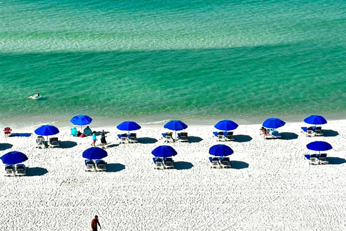 Free Beach Set-up Mar-Oct