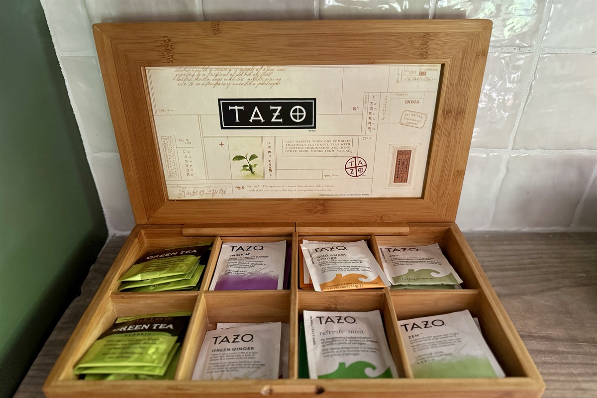 “A curated tea box for slow mornings and calm afternoons.”