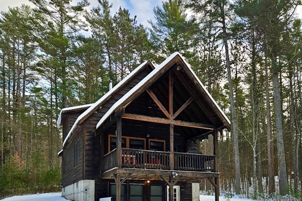 Rear of cabin with covered deck