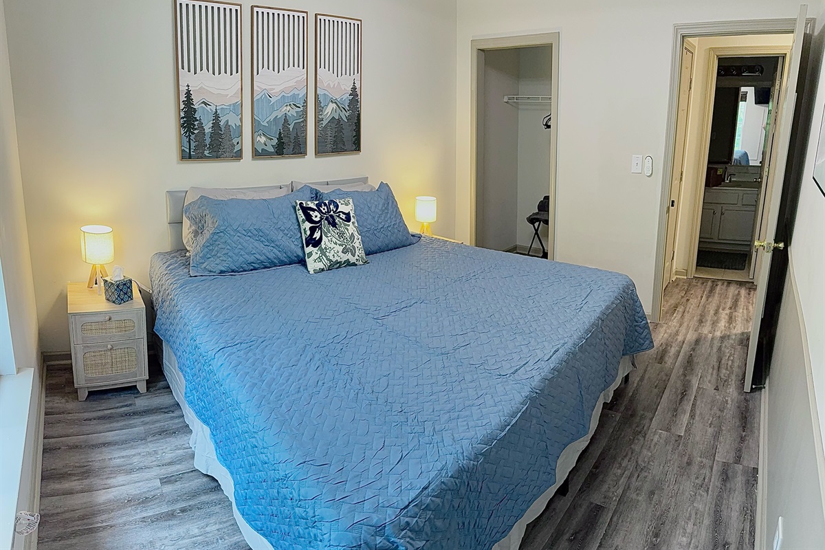 Bedroom #2 - King Bed, Smart TV, Closet
