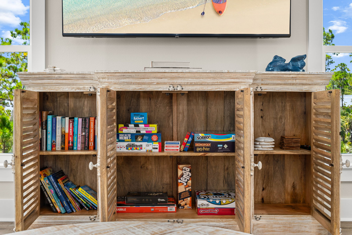 Rainy day? Family game night? We've stocked books, puzzles, and board games for cozy evenings together after the sun goes down.