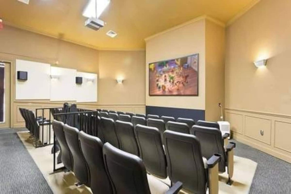 Movie theatre with 800+ DVDs to rent