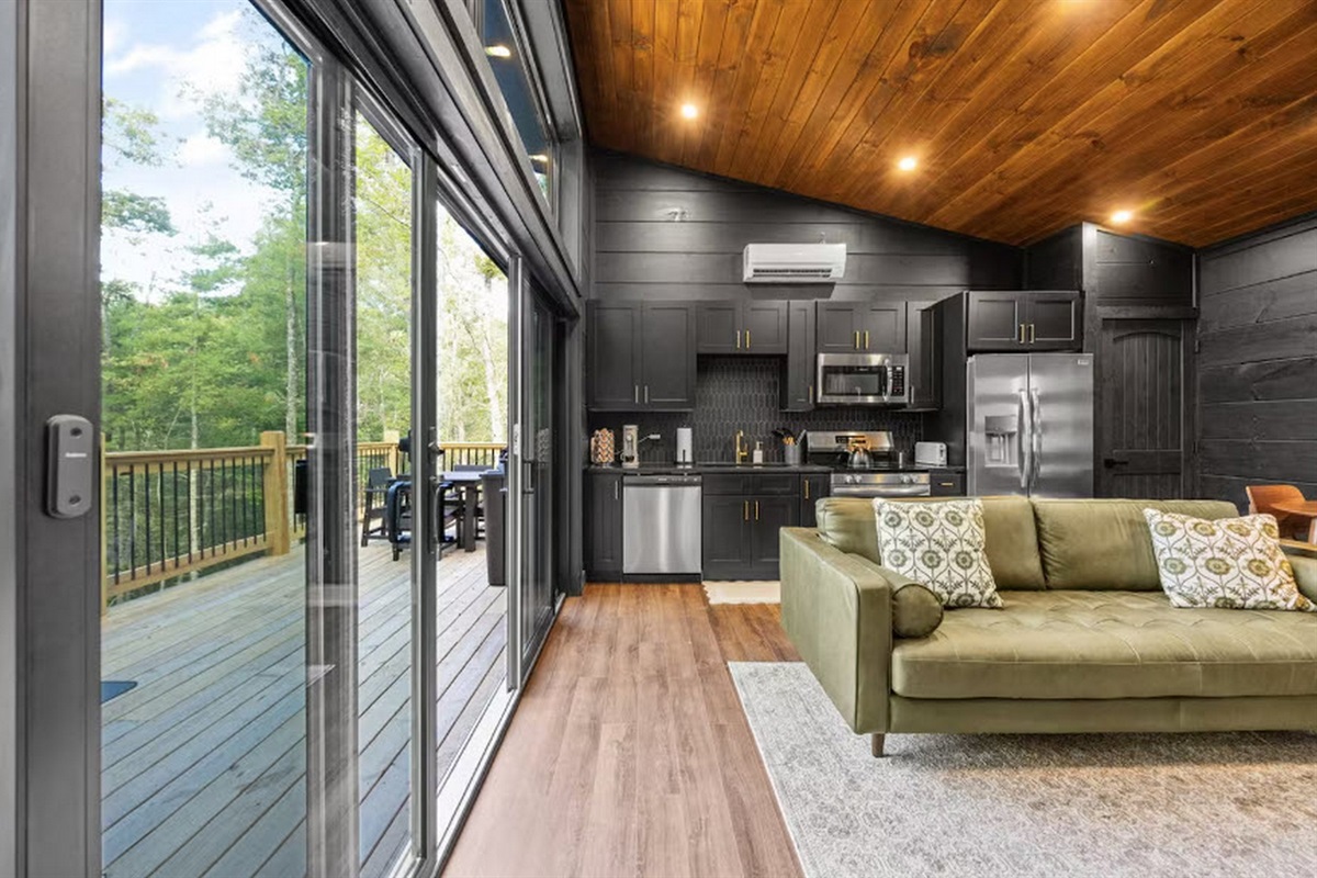 Open plan between indoor and outdoor living spaces