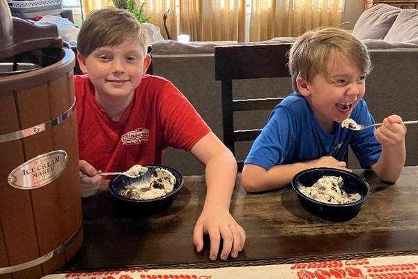 Nostalgia 6-quart electric ice cream maker is a big hit with the kids!