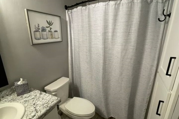 House #2 - Full bathroom in bedroom #3