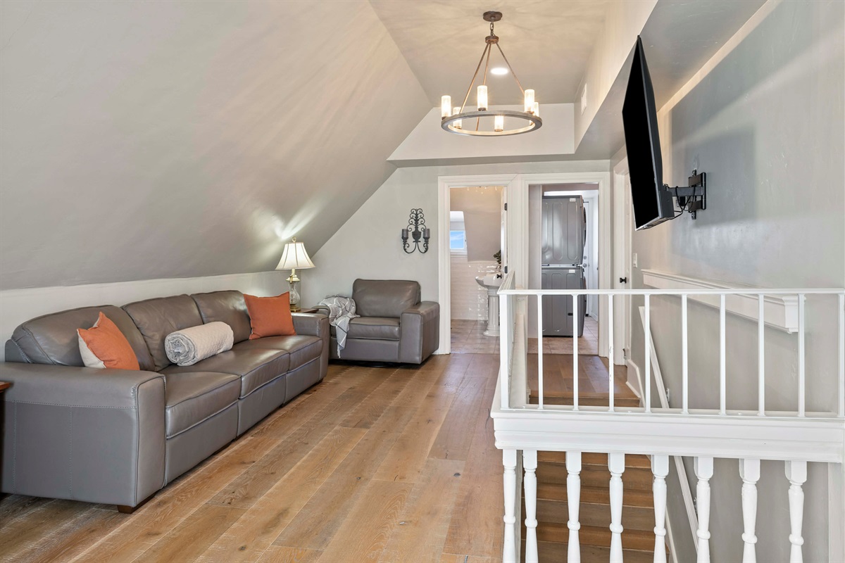 Prescott Getaway Unit #2 — ✨ The Grand Landing; Unit 2 (2 bed / 1 bath), Prescott, Arizona — photo 4