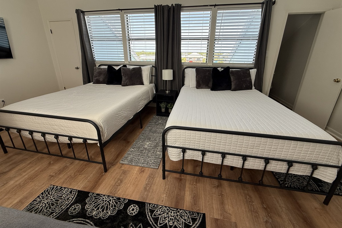 Guest Full Size Beds