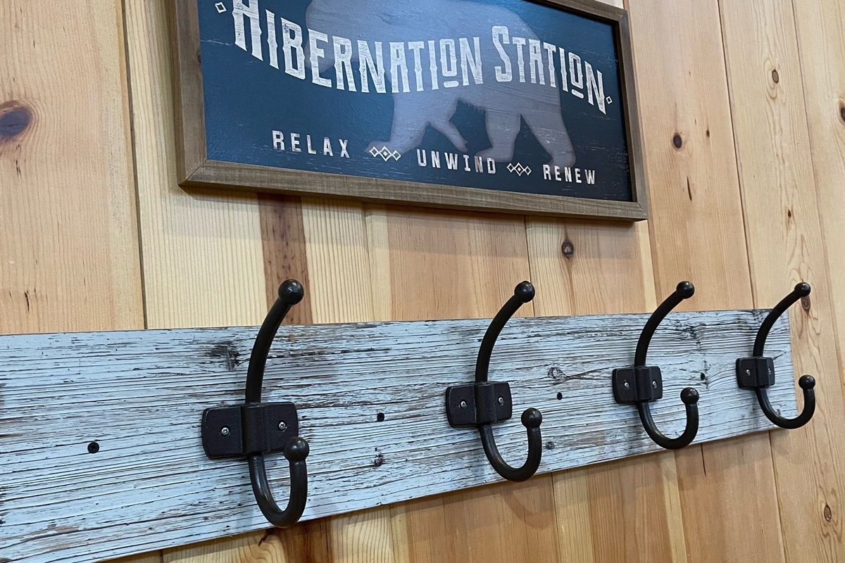 Stonewood Cabin coat rack.