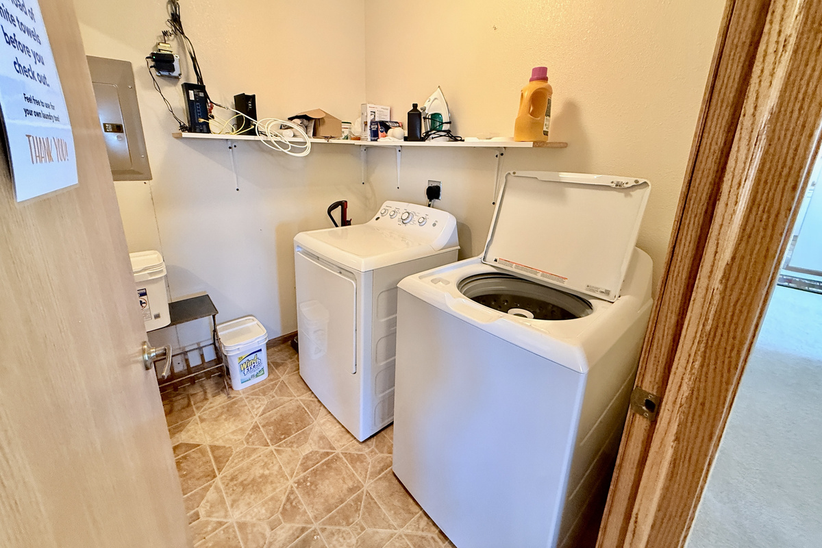 Laundry - Washer and Dryer (Upper Level)