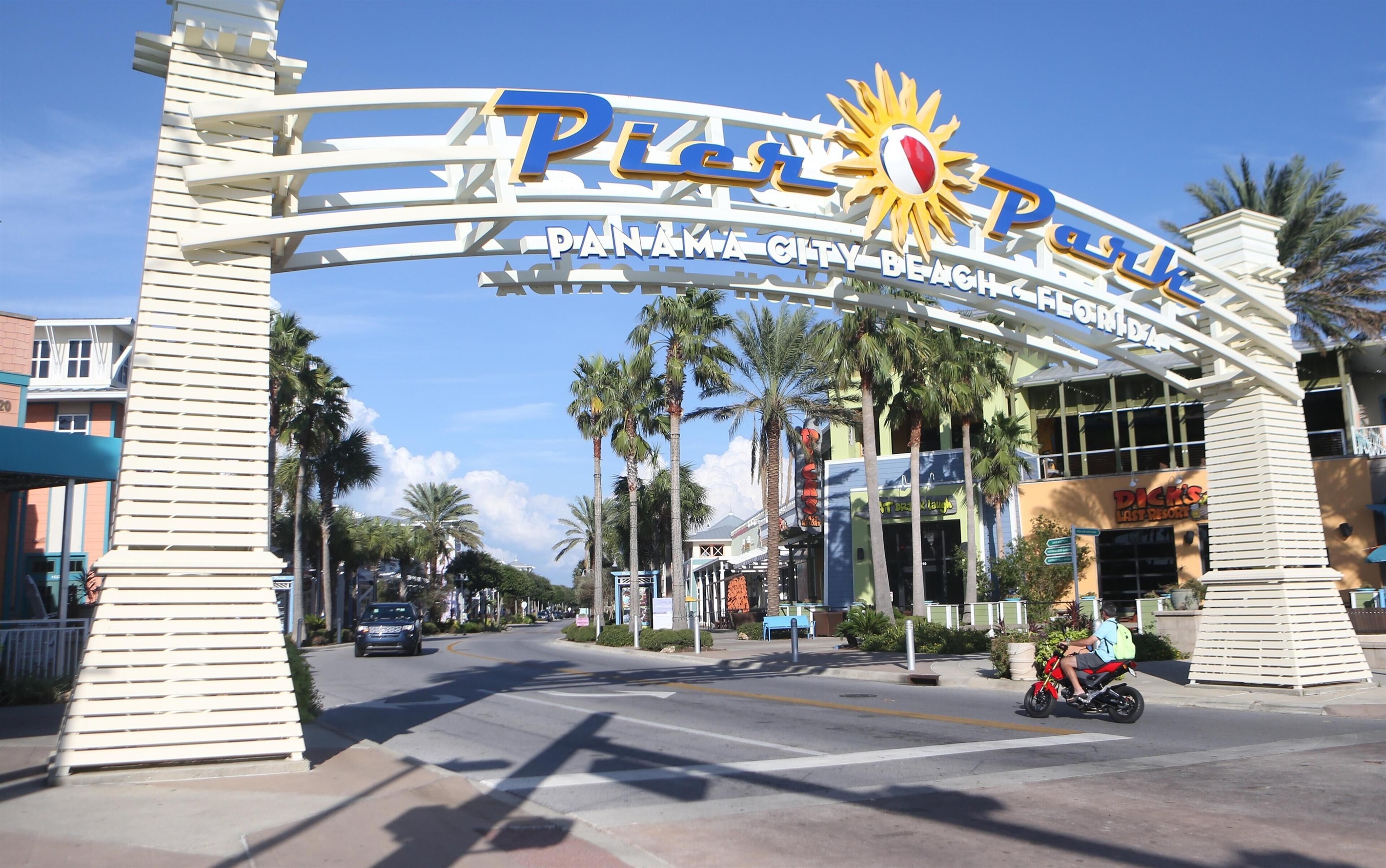 Pier Park a short drive away