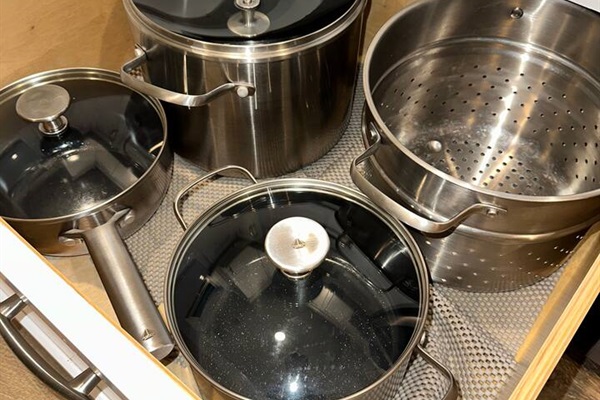 Top-of-the-line Blue Diamond™ cookware set.  Stainless Steel Ceramic Nonstick!