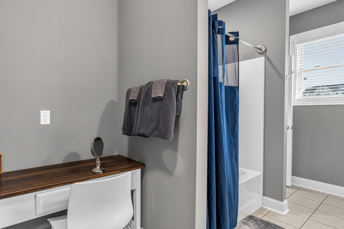 Bath 1: The master bath has a makeup station