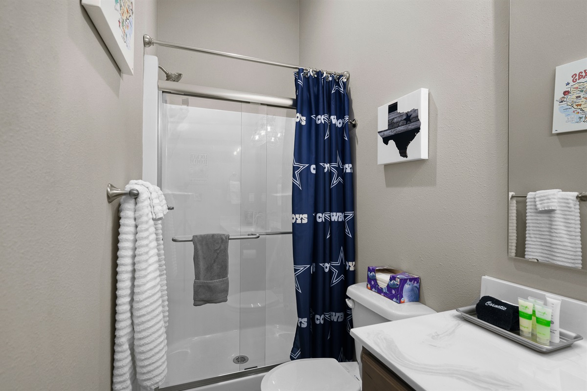 Cowboys ensuite bath