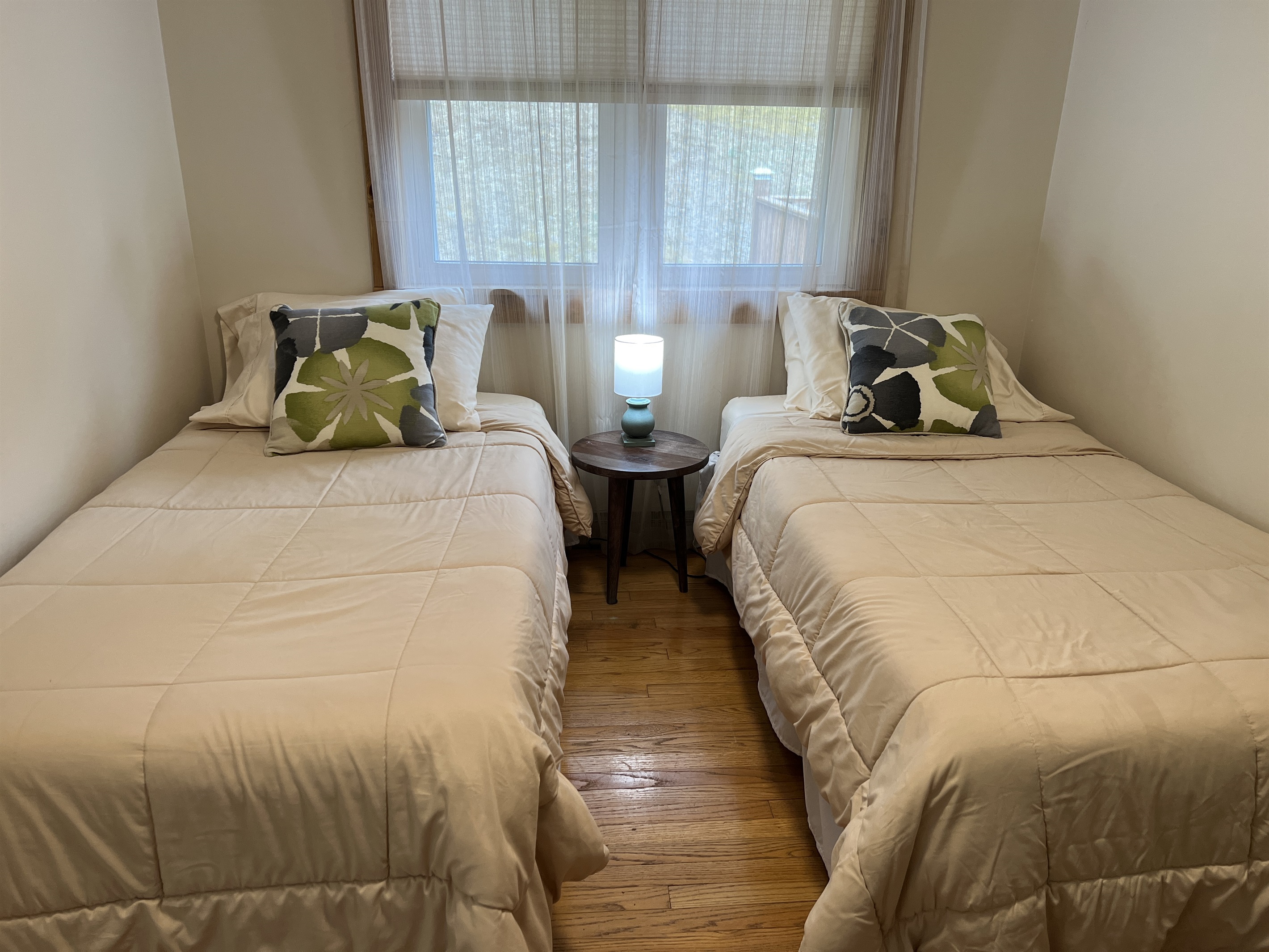 Twin bedroom on the main level.