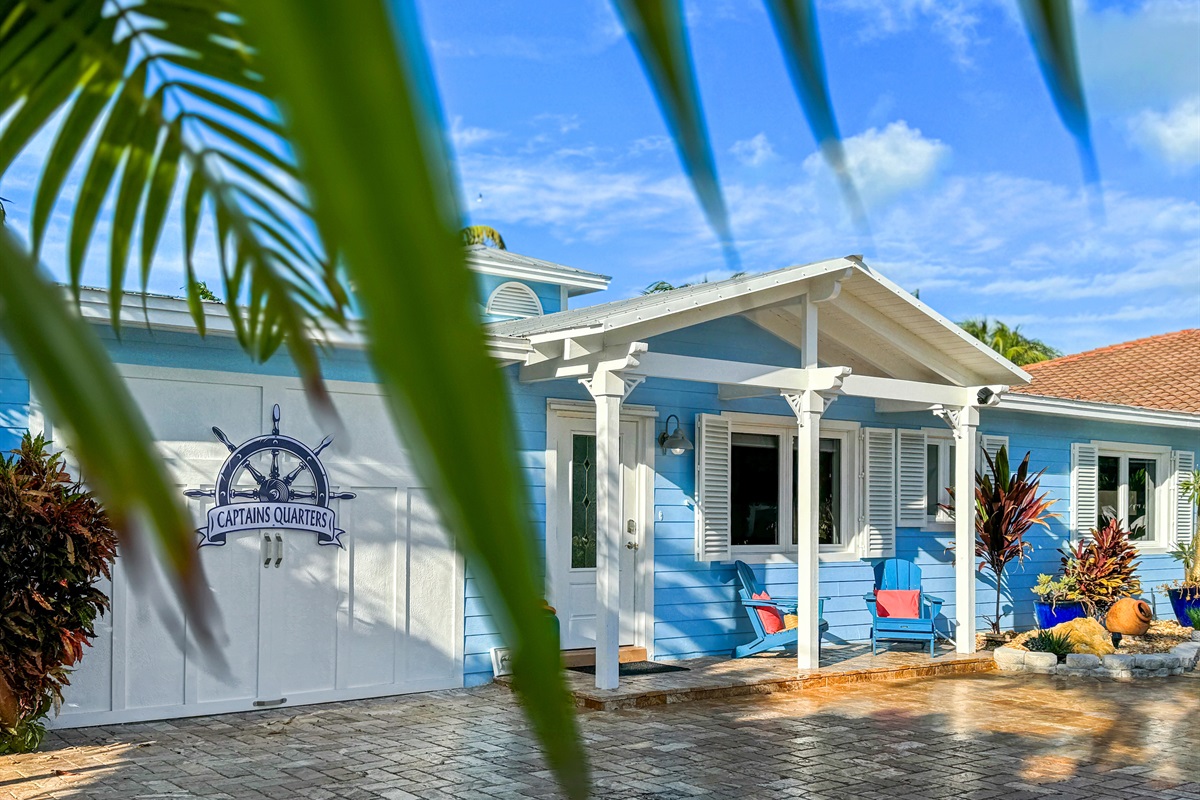 Plenty of parking for 4 cars (or 3 cars and your boat trailer).