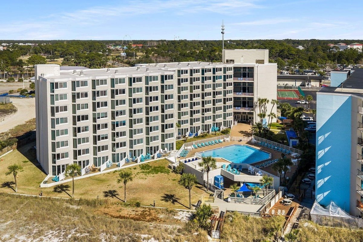 View of Top of the Gulf with pool area