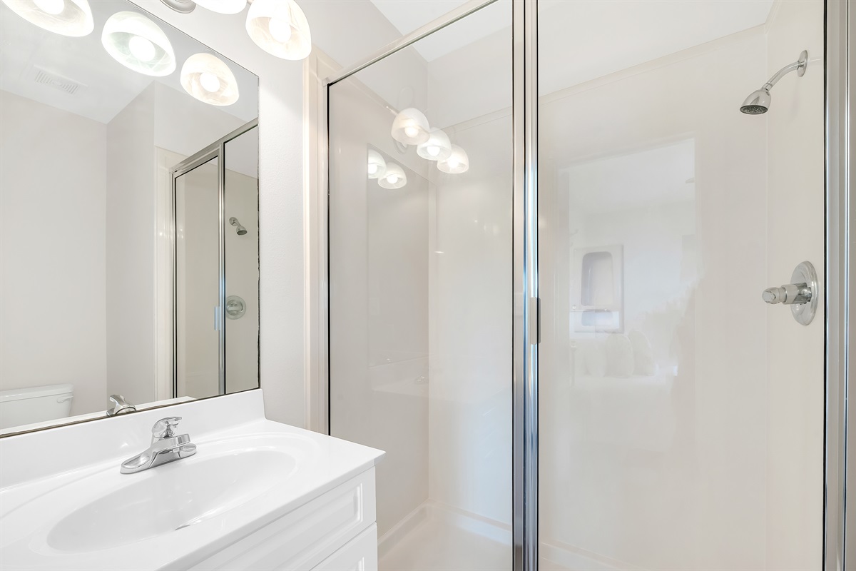 3rd Bedroom En-suite Bathroom