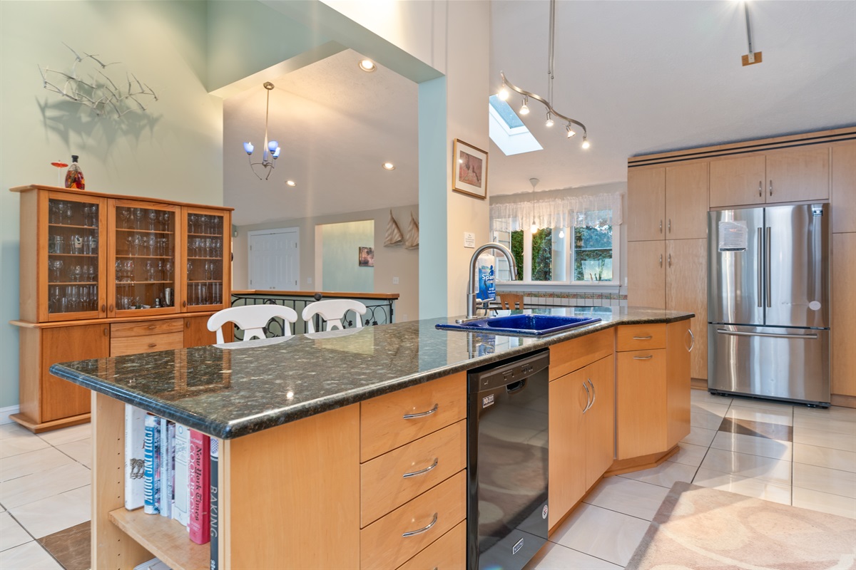 Open spacious kitchen-main floor