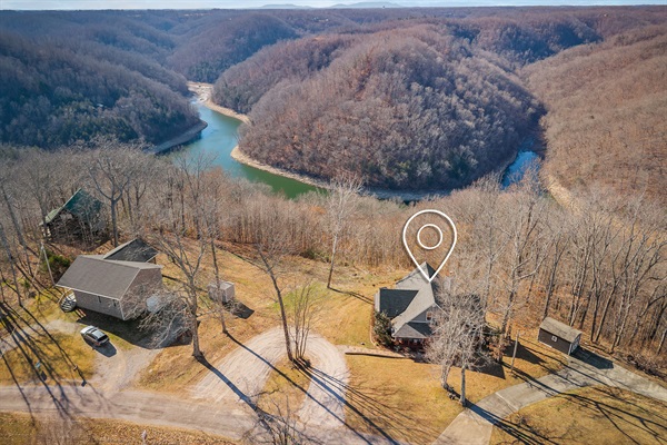 You can see the lake in every direction!