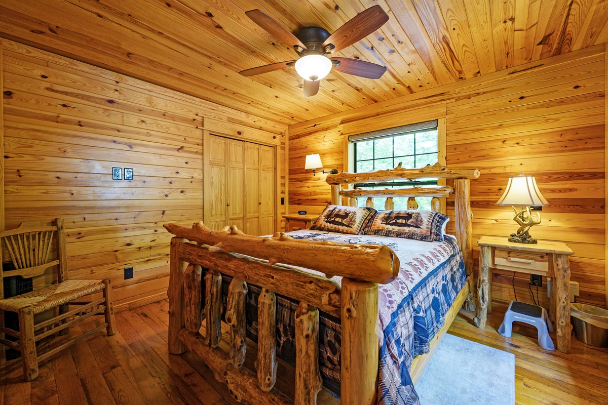 Bedroom in front has a Queen size bed 