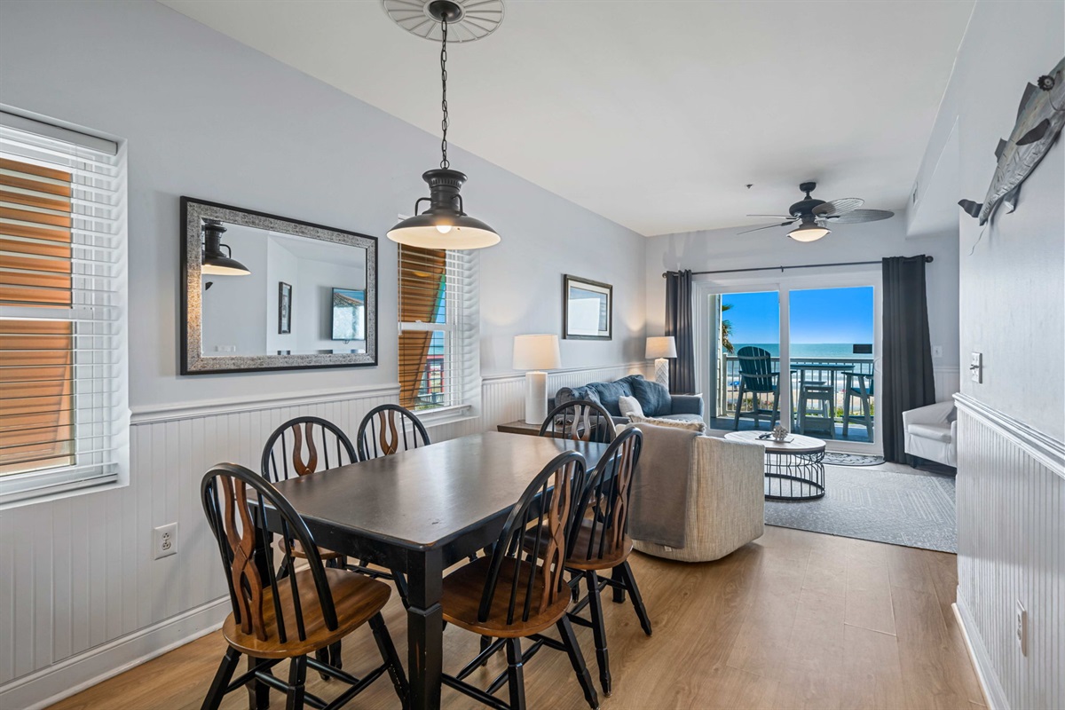 Dining Room | Sea Gull | 201 Oceanview | 1116 Ocean Blvd, Isle of Palms, SC | IOP Escapes