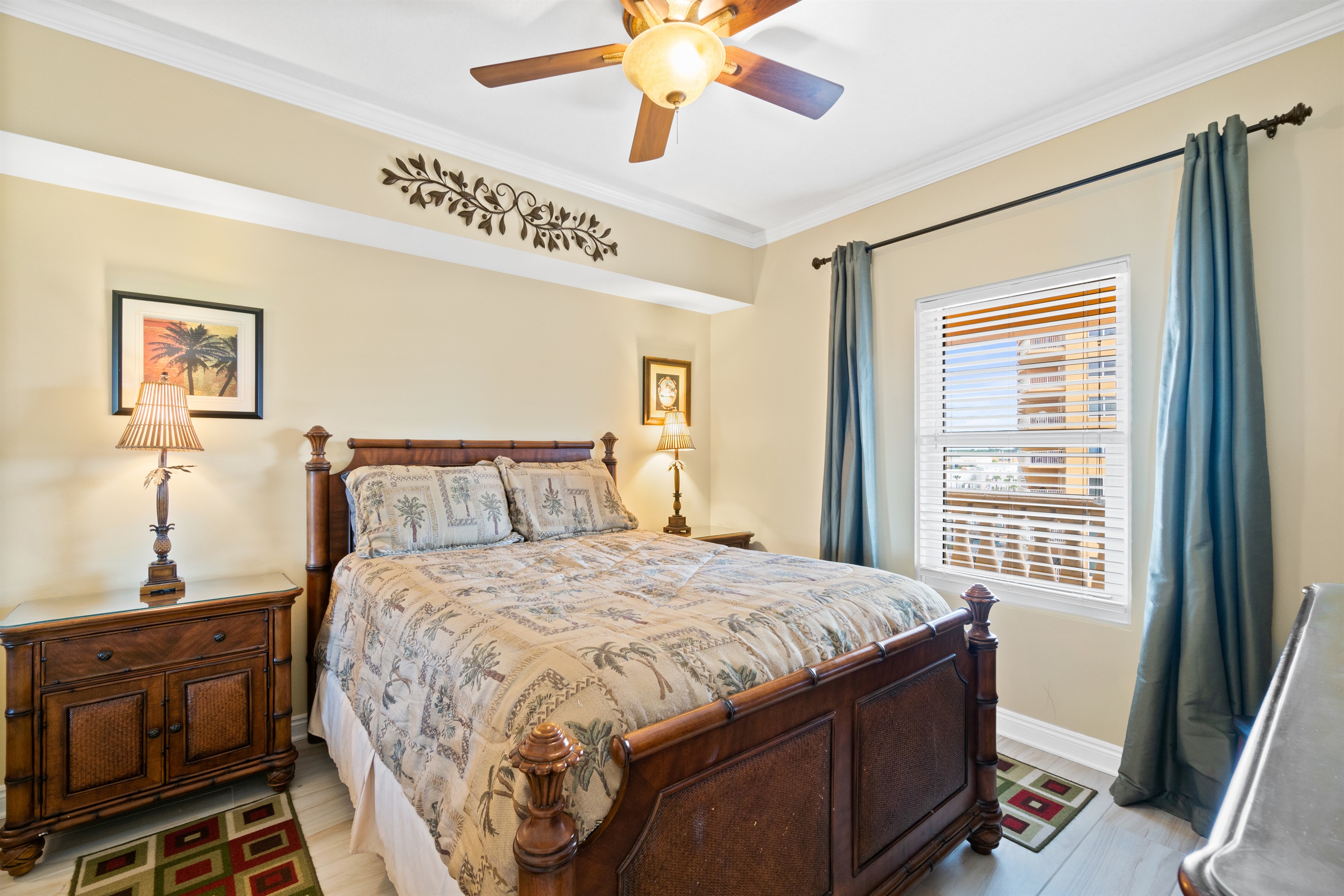 Queen bedroom