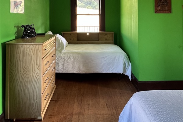 Bedroom 2 - Twin Bed