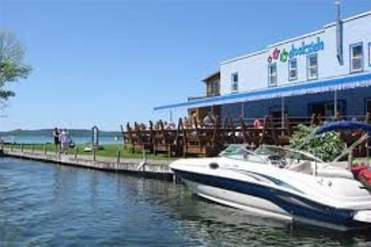 The Dockside Bar and Restaurant is located about 20 minutes from the Wet Nest. It offers outside dining on Clam River leading into Torch Lake. Enjoy lunch or dinner while watching all the beautiful boats on Torch's turquoise waters.