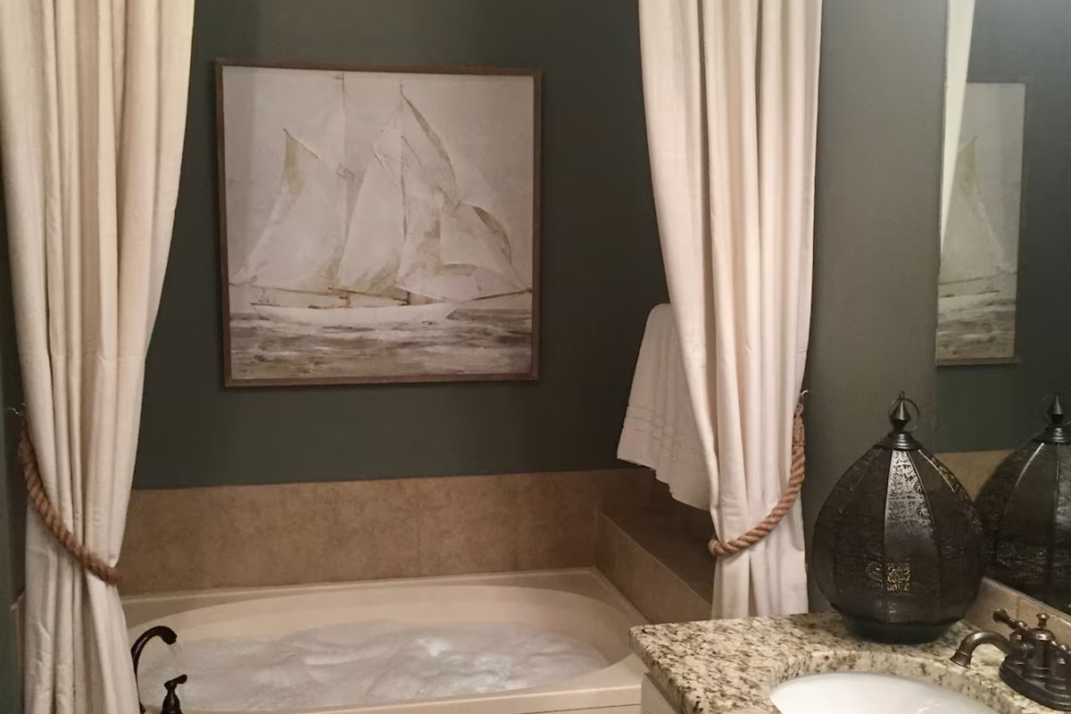 En suite Master Bath with Tub and Walk-in Shower