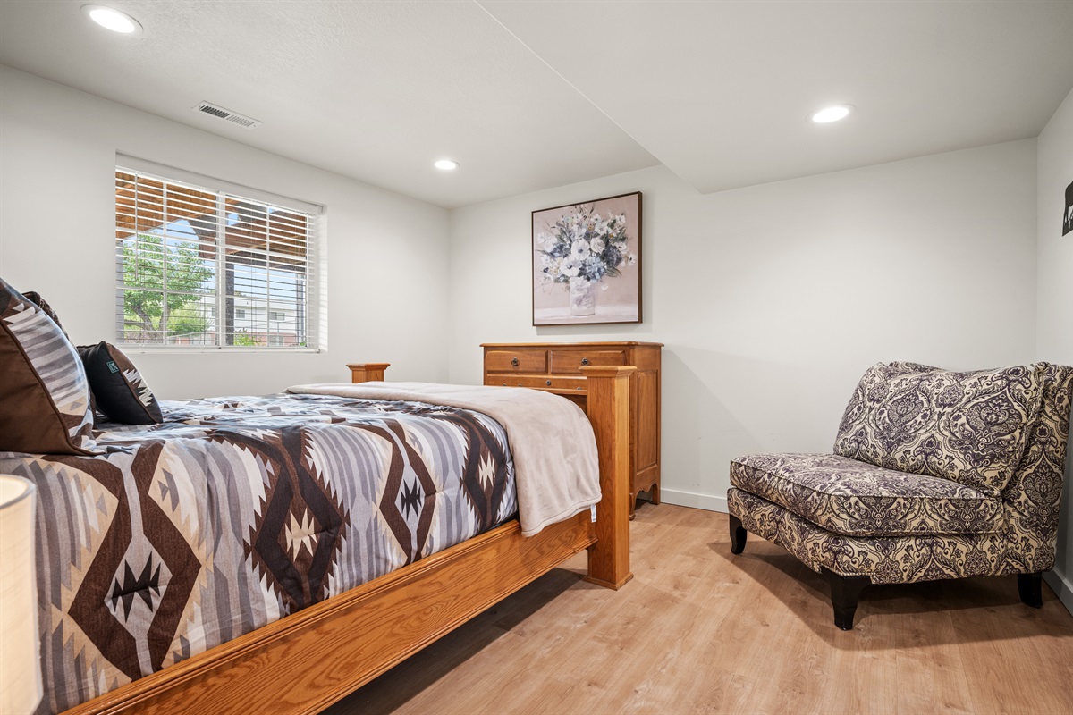 Lower Level Bedroom Ensuite Bath