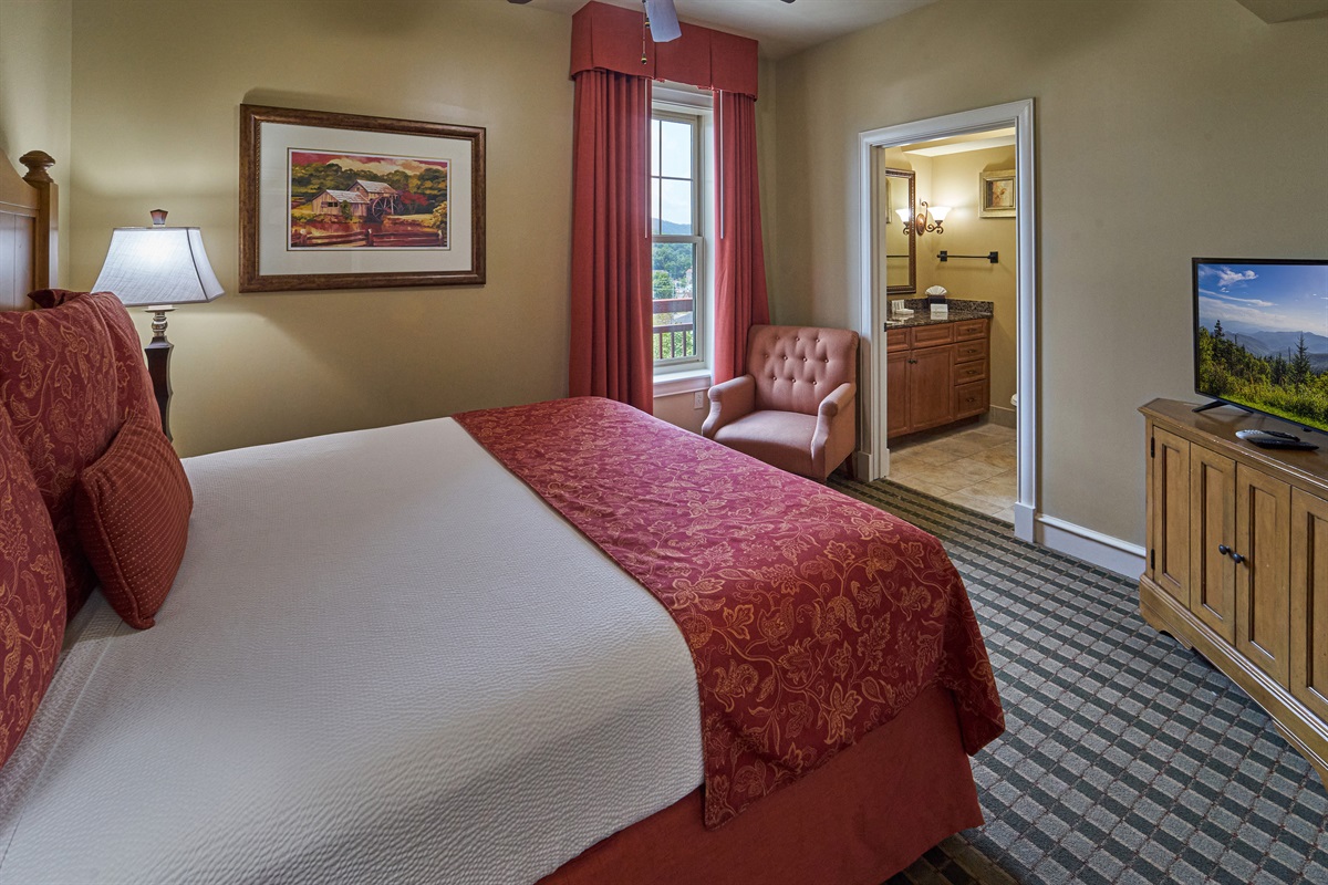 Guest King Bedroom 4