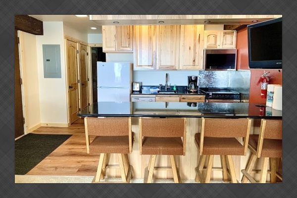 Breakfast nook next to kitchen.